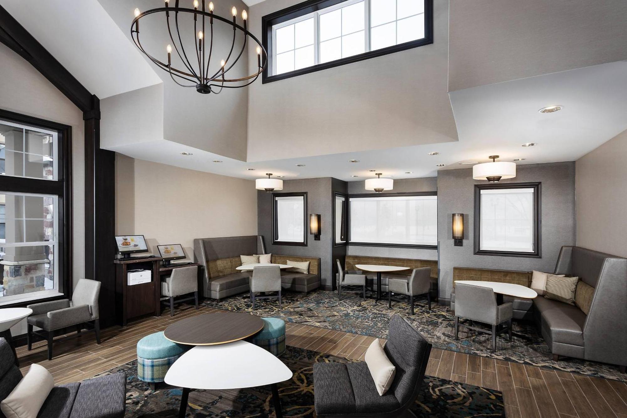 Residence Inn By Marriott Milwaukee Brookfield Ngoại thất bức ảnh